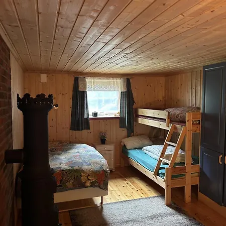 Feriehus Charming Riverside With Sauna - Near River And Great Outdoors